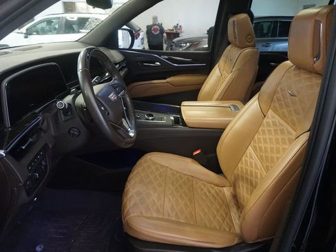 Used 2022 Cadillac Escalade Sport AWD/4WD image 21