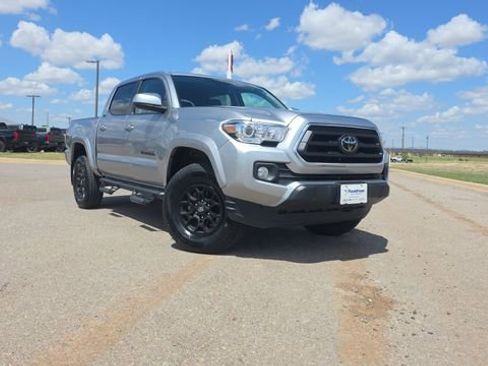 Used 2022 Toyota Tacoma SR5 image 9