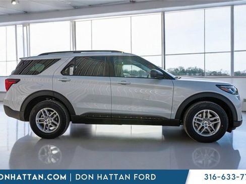 New 2026 Ford Explorer Active image 40