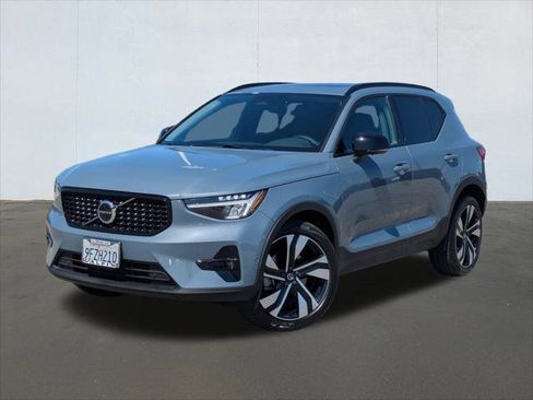 New 2026 Volvo XC90 T8 Plus w/ Protection Package Premier AWD/4WD image 1