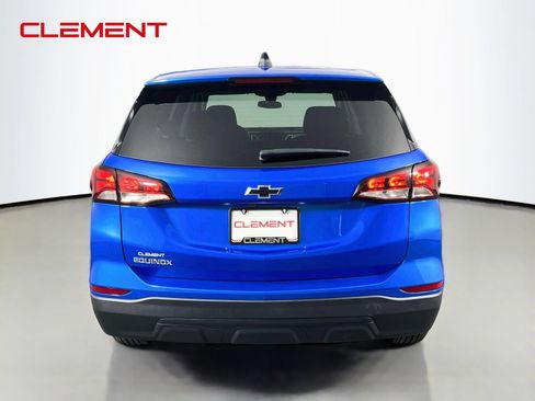 Used 2024 Chevrolet Equinox LS w/ LS Convenience Package FWD image 8