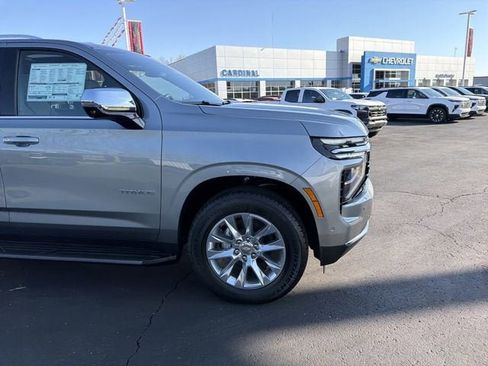 New 2026 Chevrolet Tahoe Premier w/ Sun And Tow Package AWD/4WD image 2