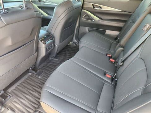 New 2026 INFINITI QX60 Luxe FWD image 12