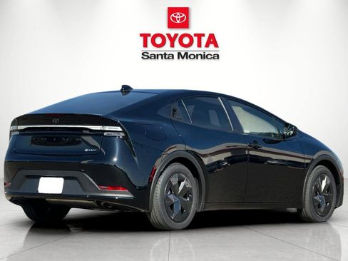 New 2026 Toyota Prius Plug-In Hybrid image 3