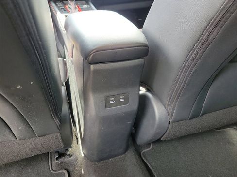 Used 2025 Nissan Kicks SR image 11