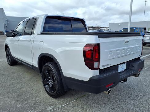 Certified 2024 Honda Ridgeline RTL image 3