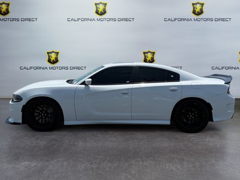 Used 2019 Dodge Charger Scat Pack w/ Daytona Edition Group RWD image 2