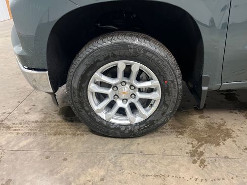 New 2026 Chevrolet Silverado 1500 LT image 9