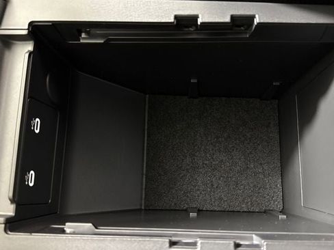 New 2026 MAZDA MAZDA3 s FWD image 23