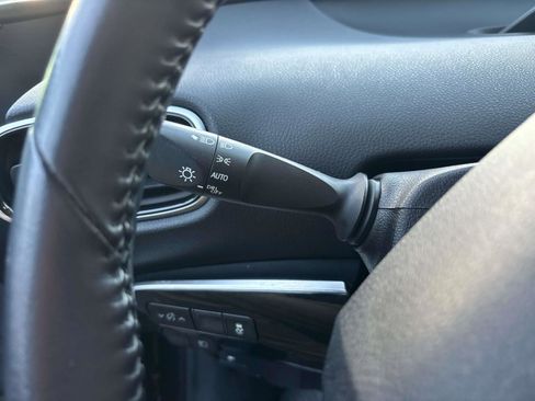 Used 2018 Toyota Prius Prime Premium w/ Carpet Mat Package image 29