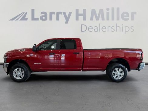 New 2026 RAM 3500 Big Horn AWD/4WD image 2