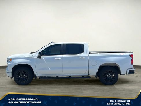 Used 2023 Chevrolet Silverado 1500 RST AWD/4WD image 3