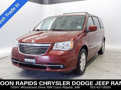 Used 2016 Chrysler Town & Country Touring w/ Driver Convenience Group