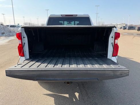 Used 2021 Chevrolet Silverado 1500 LT Trail Boss w/ Convenience Package II image 17