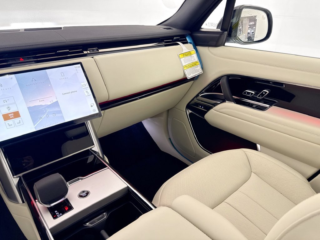 New 2026 Land Rover Range Rover SE AWD/4WD image 24