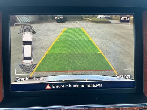 Used 2014 Bentley Mulsanne image 35