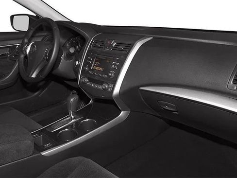 Used 2014 Nissan Altima 2.5 SV FWD image 21