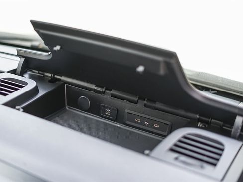 New 2024 Mercedes-Benz eSprinter 170 Cargo image 18