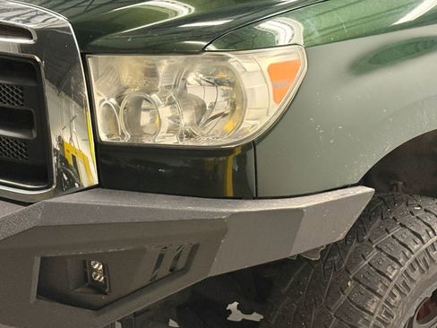 Used 2010 Toyota Tundra 4x4 Double Cab Long Bed image 4