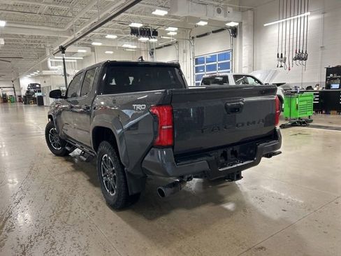 Used 2024 Toyota Tacoma TRD Sport RWD image 6
