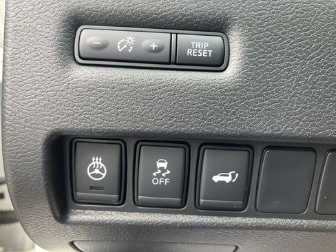 Used 2018 Nissan Murano SL w/ Cargo Package AWD/4WD image 23
