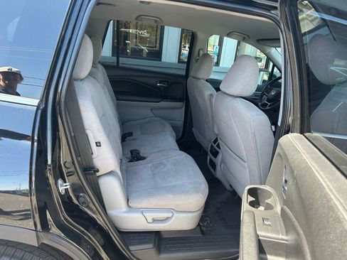 Used 2020 Honda Pilot LX image 21