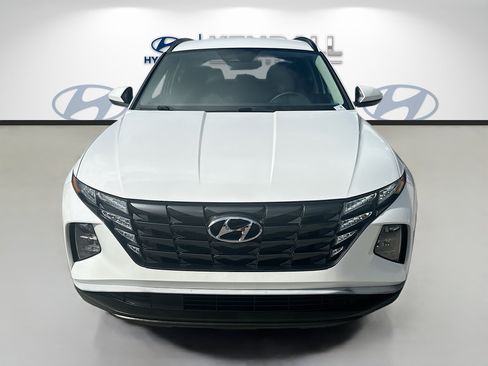 Used 2024 Hyundai Tucson SEL FWD image 2