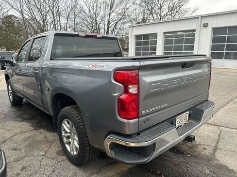 Used 2021 Chevrolet Silverado 1500 LT image 11