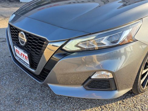 Used 2022 Nissan Altima 2.5 SR image 32