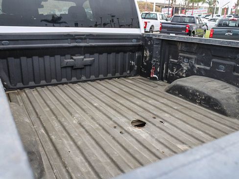 Used 2025 Chevrolet Silverado 2500 LT AWD/4WD image 24