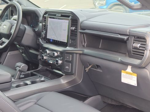 Used 2025 Ford F150 Lariat w/ Equipment Group 501A Mid image 33