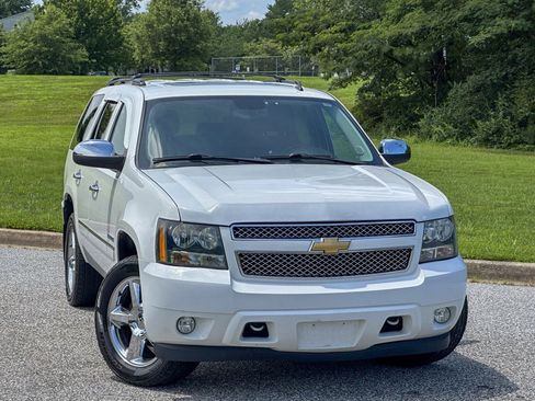 Used 2013 Chevrolet Tahoe LTZ image 9