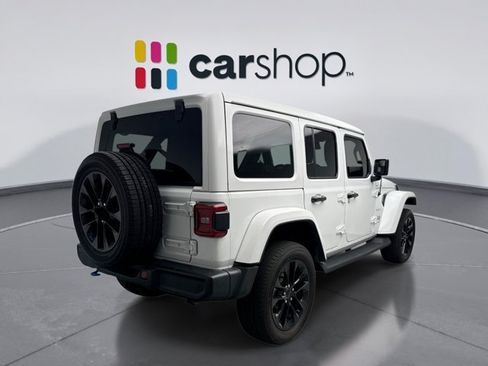Used 2023 Jeep Wrangler Unlimited Sahara w/ Cold Weather Group AWD/4WD image 5