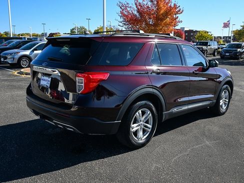 Certified 2023 Ford Explorer XLT w/ Equipment Group 202A image 4