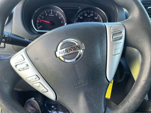 Used 2016 Nissan Versa SV FWD image 25