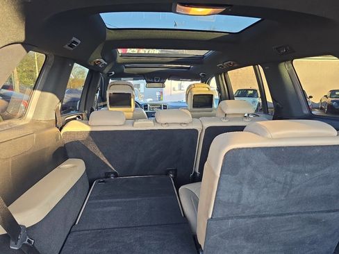 Used 2014 Mercedes-Benz GL 550 4MATIC image 9