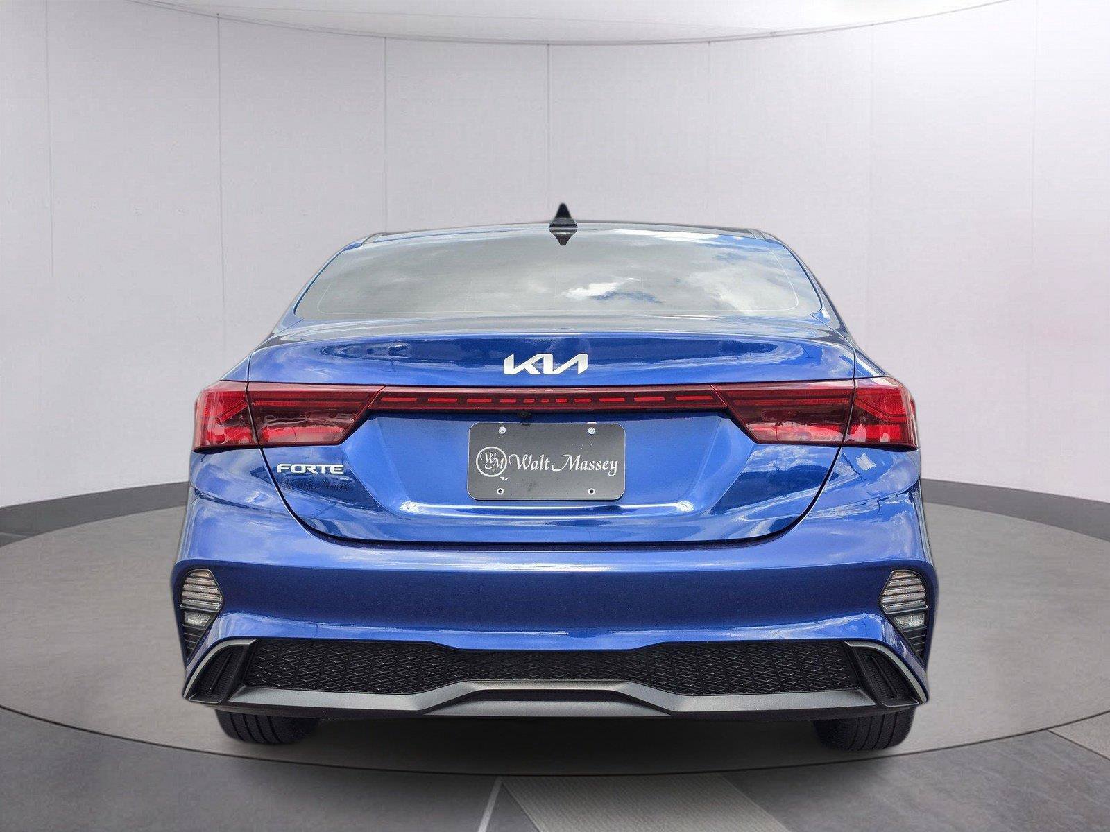 Used 2023 Kia Forte LXS FWD image 5