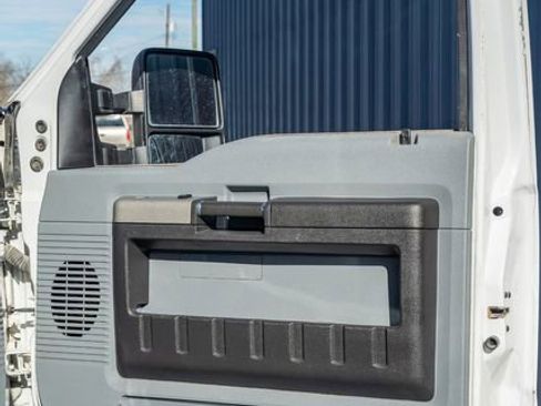 Used 2016 Ford F250 XLT image 41