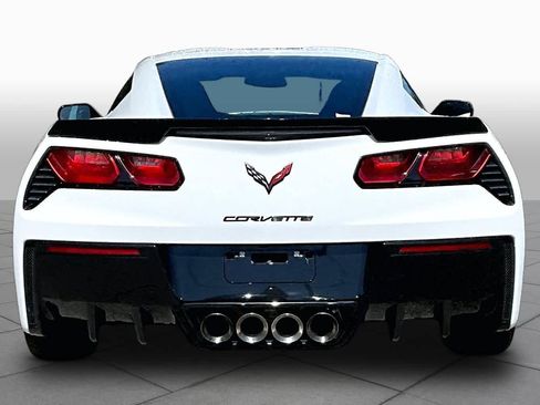Used 2019 Chevrolet Corvette Stingray Coupe w/ Carbon Flash Badge Package RWD image 5