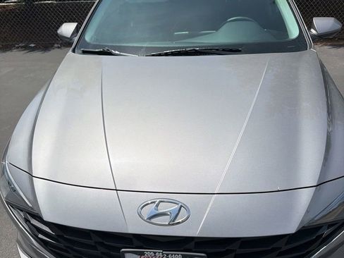Used 2023 Hyundai Elantra SEL FWD image 1