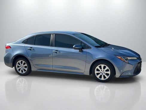 Used 2024 Toyota Corolla LE FWD image 4