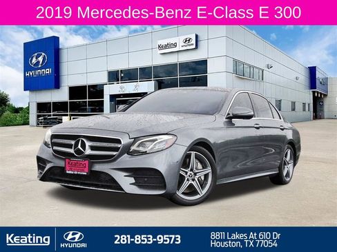 Used 2019 Mercedes-Benz E 300 image 1