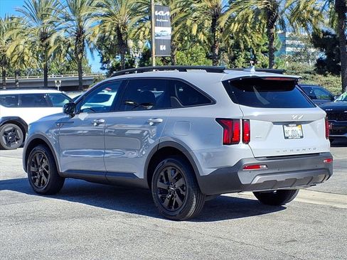 Certified 2022 Kia Sorento S image 3
