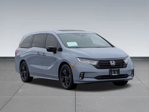 Certified 2024 Honda Odyssey Sport image 8