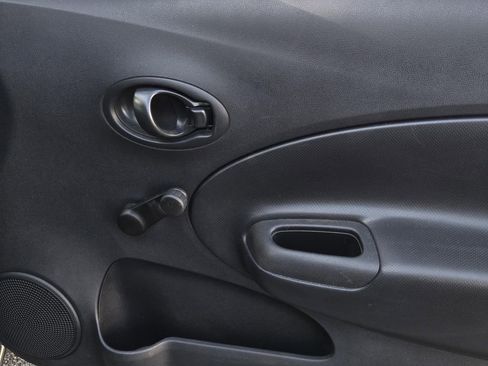 Used 2019 Nissan Versa Note S image 8