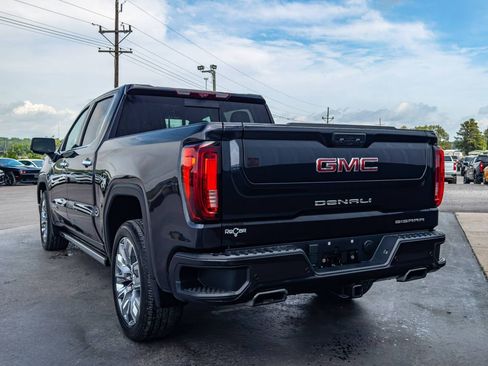 Used 2023 GMC Sierra 1500 Denali w/ Denali Reserve Package AWD/4WD image 3