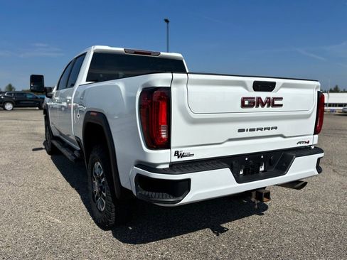 Used 2022 GMC Sierra 2500 AT4 image 4