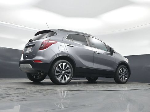 Used 2019 Buick Encore Essence FWD image 50