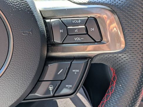 Used 2019 Ford Mustang Shelby GT350 w/ Technology Package image 26