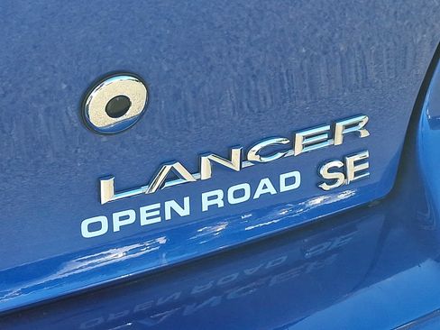 Used 2017 Mitsubishi Lancer SE AWD/4WD image 32